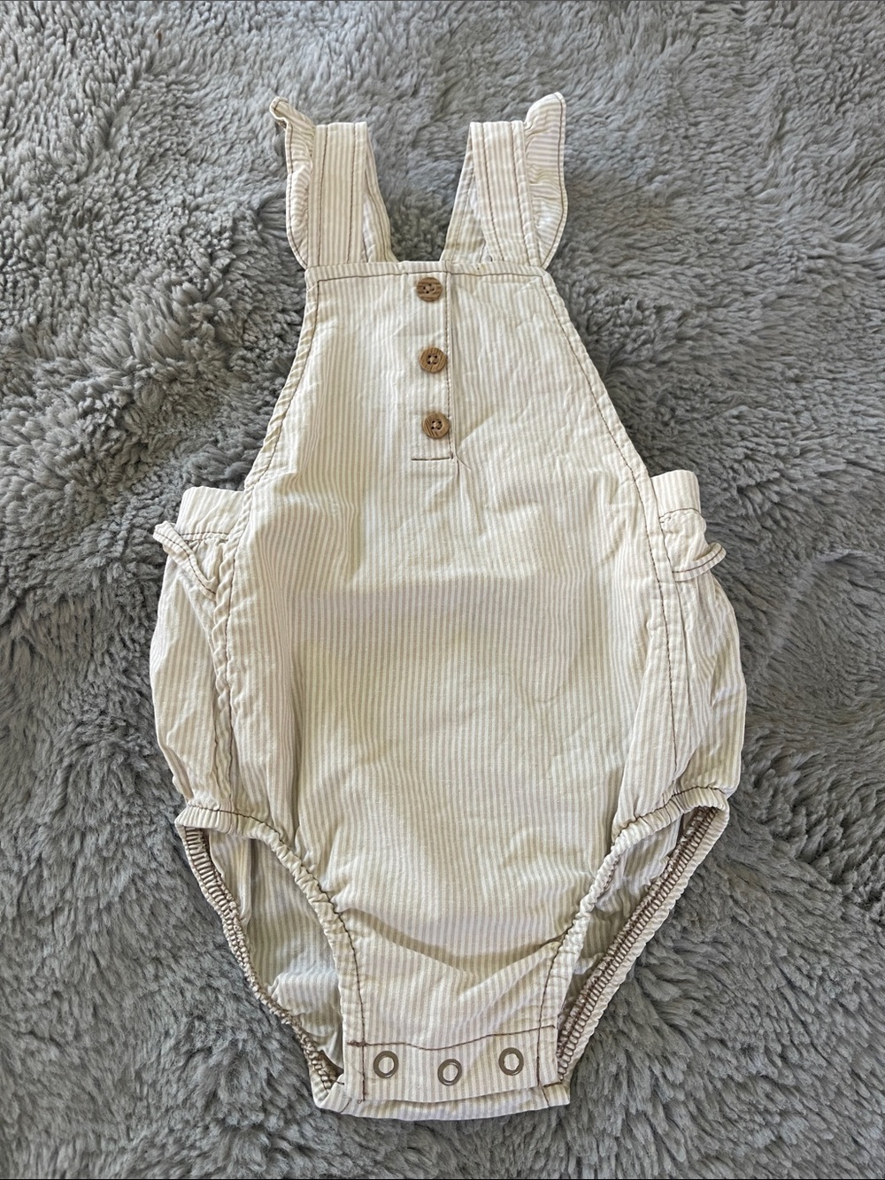 🌈 Carter’s Baby Girl Romper Striped Summer Suit Sz 24M Ruffles